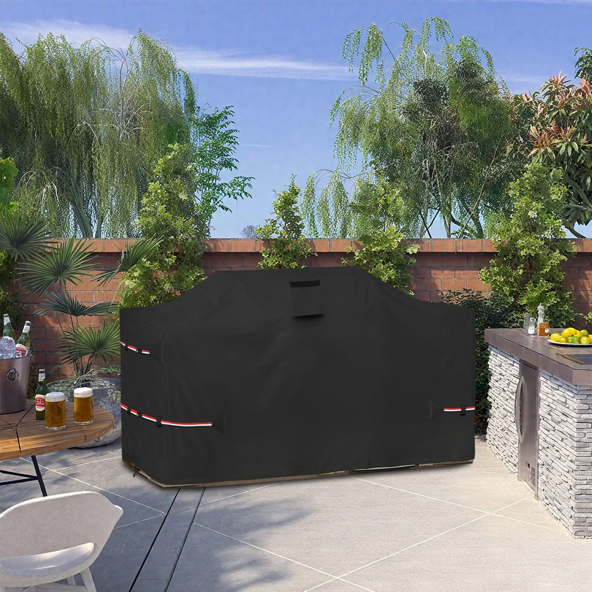 Bitubi island grill cover with drawstrings and buckles for wind protection.