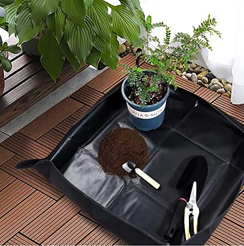 BIUWING durable Oxford cloth and PVC material endures repeated use.