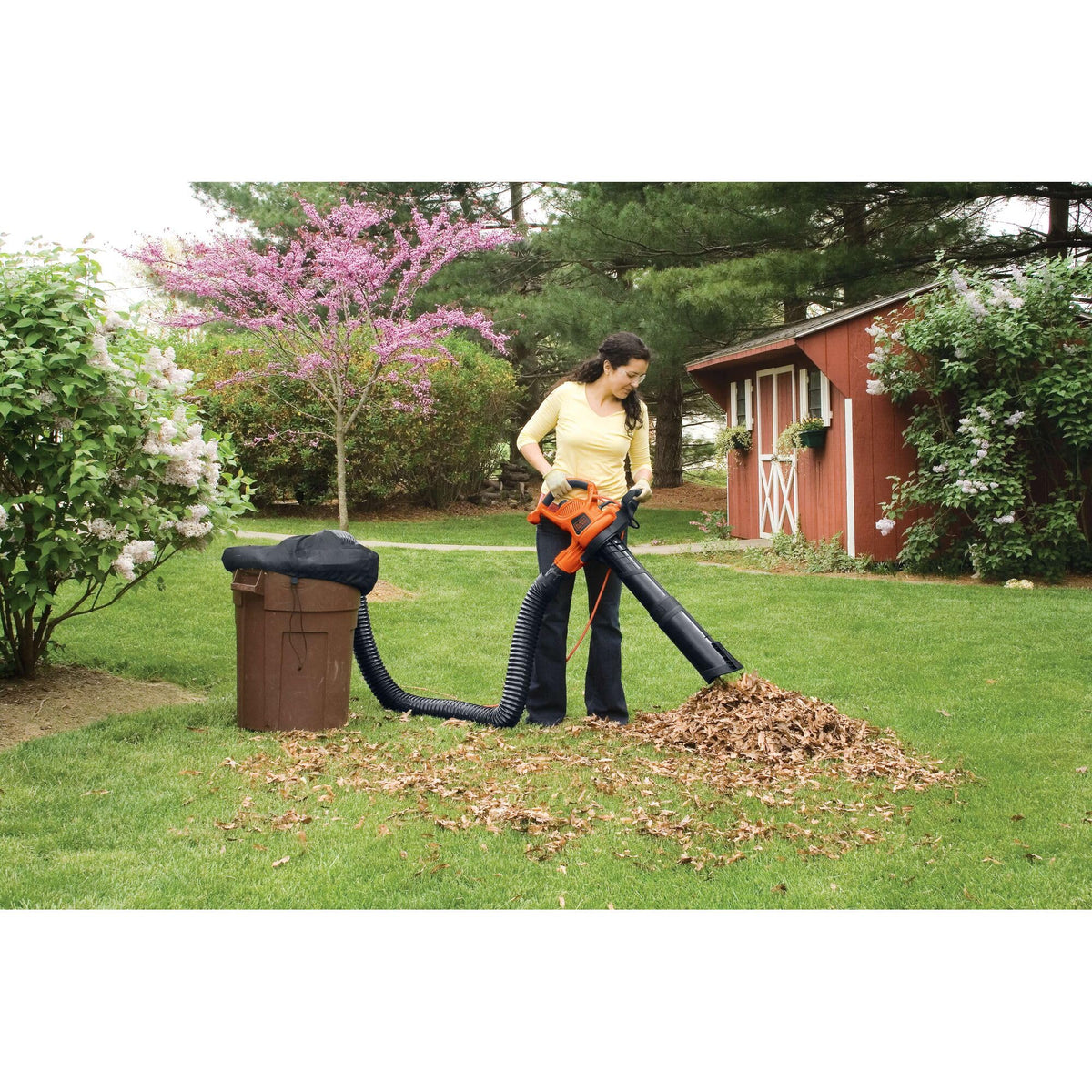 BLACK+DECKER BV-006 includes 8 ft hose and trash can cover for quick setup.