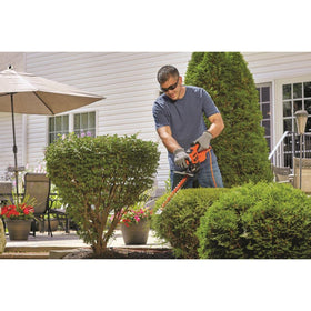 Black+Decker T-handle and full-length trigger for comfortable, secure grip.