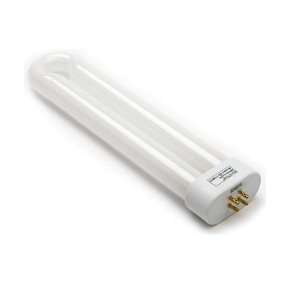 Black Flag BB-15WHT front view 15-watt replacement bulb attracts and kills flying insects.