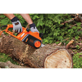 BLACK+DECKER CS1216 included chainsaw and scabbard for safe transport.