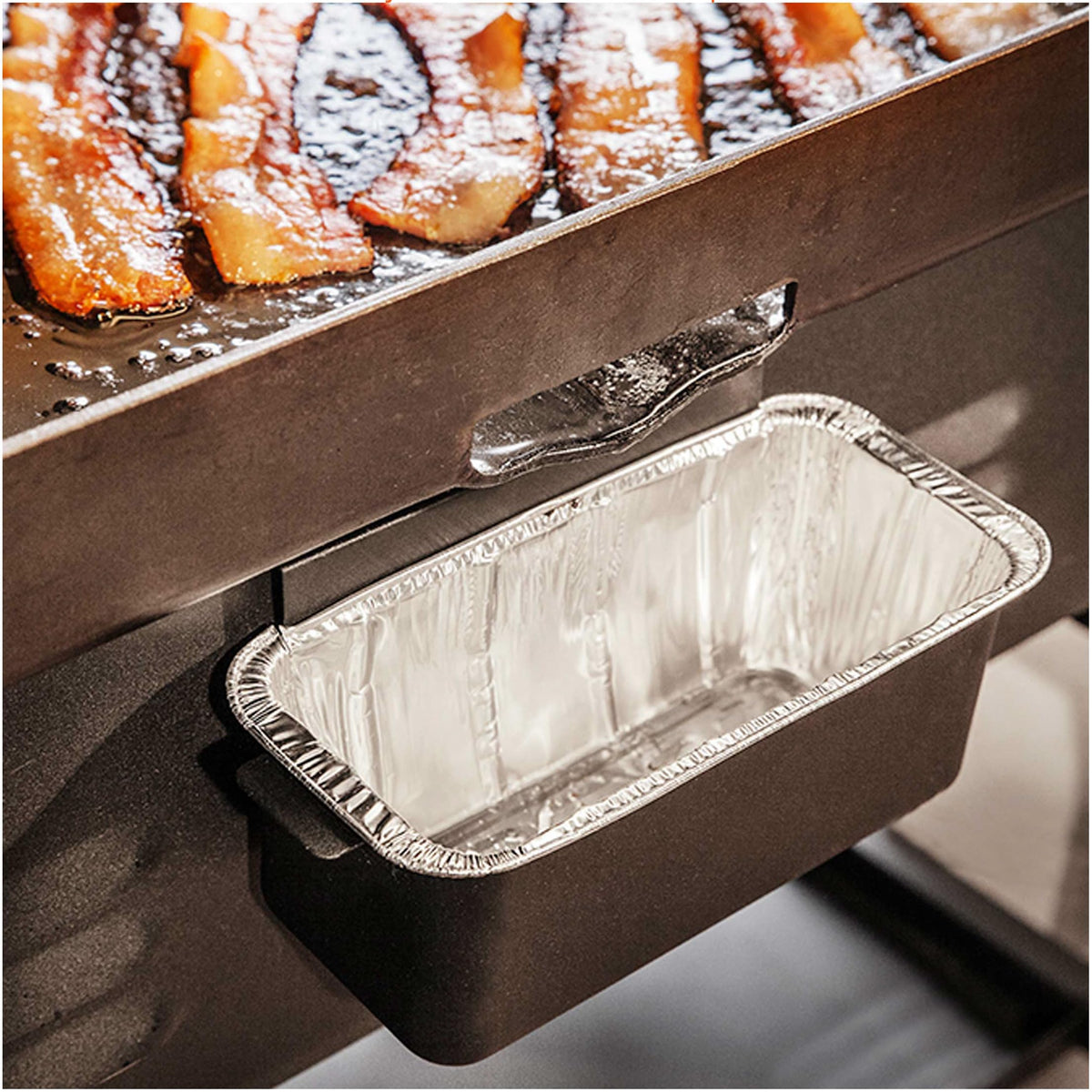 BLACKSTONE liner is heavy-duty aluminum foil, built to withstand hot grease.