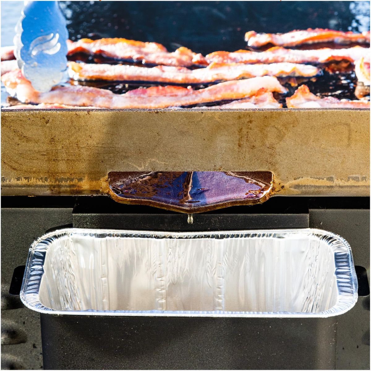 BLACKSTONE liner multipurpose use for storing or transporting cooked foods.
