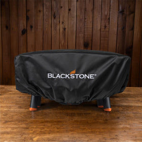 Blackstone Tabletop Pizza Oven Cover shows rugged 600D fabric texture for durability.