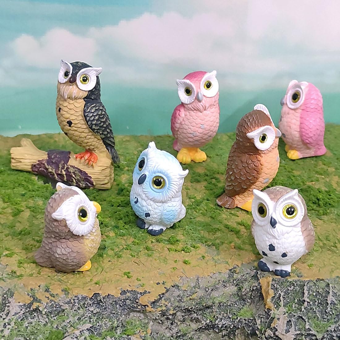 BLAPNK owl garden moss decor brings whimsy to indoor or outdoor plant displays.