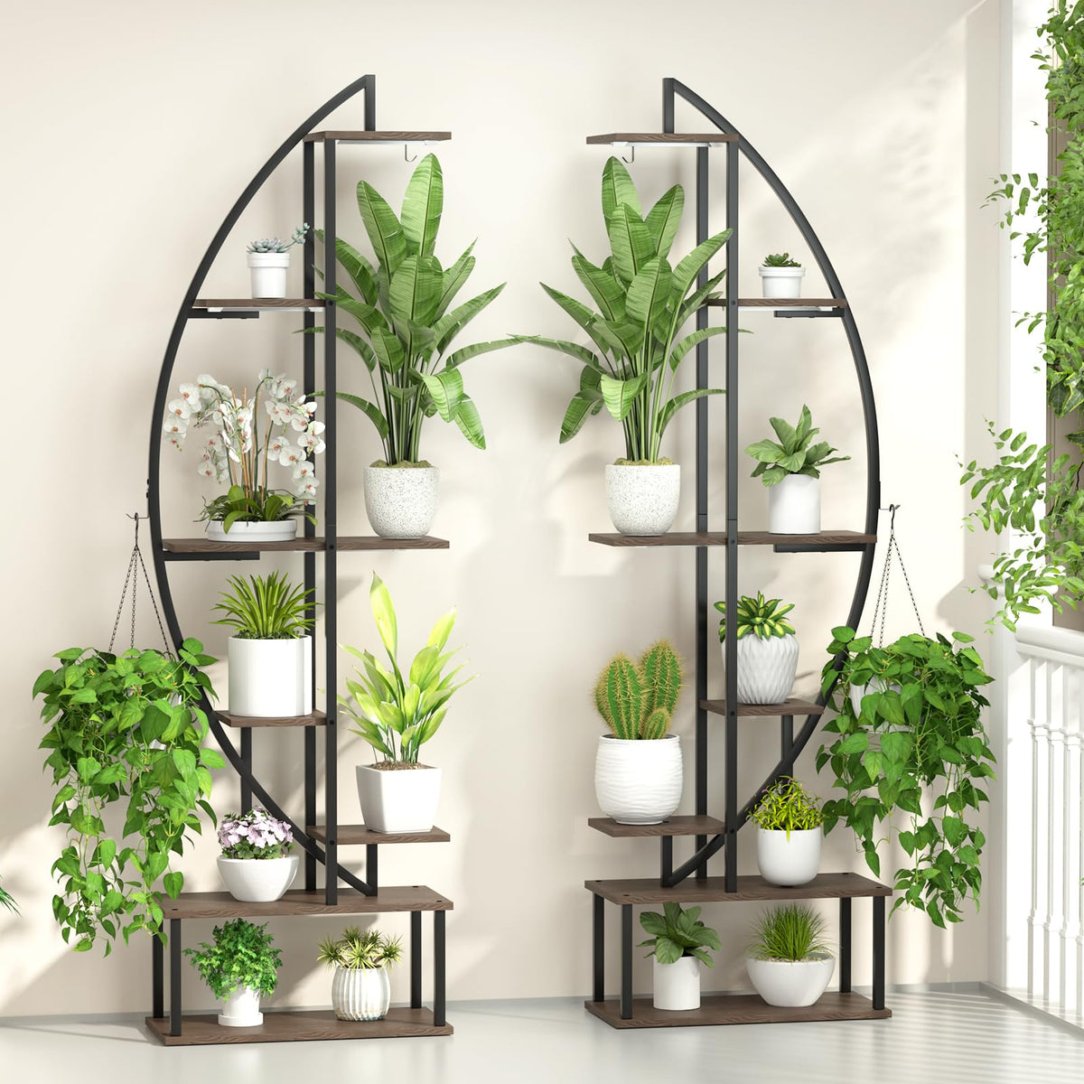 Blazpath built-in LED grow lights offer day-night plant lighting.
