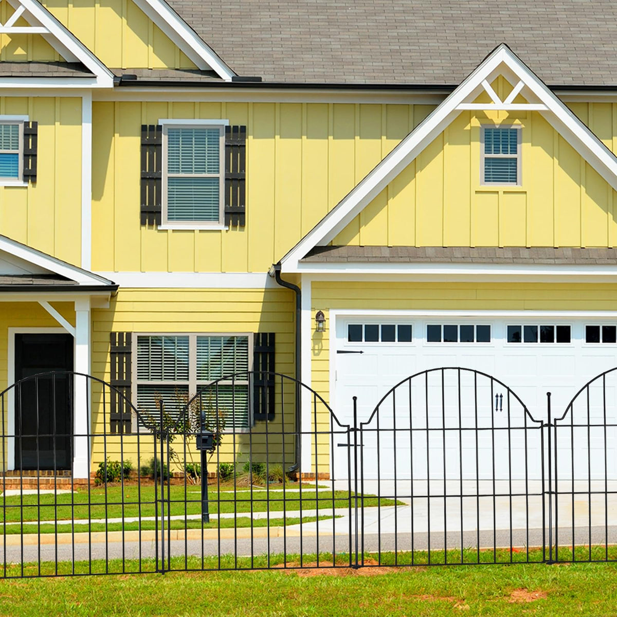 Blingluck decorative fencing enhancing garden borders with a refined edge.