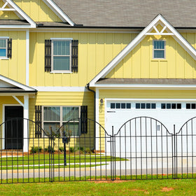 Blingluck decorative fencing enhancing garden borders with a refined edge.