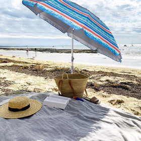 Blissun 72in beach umbrella air vent improves wind tolerance