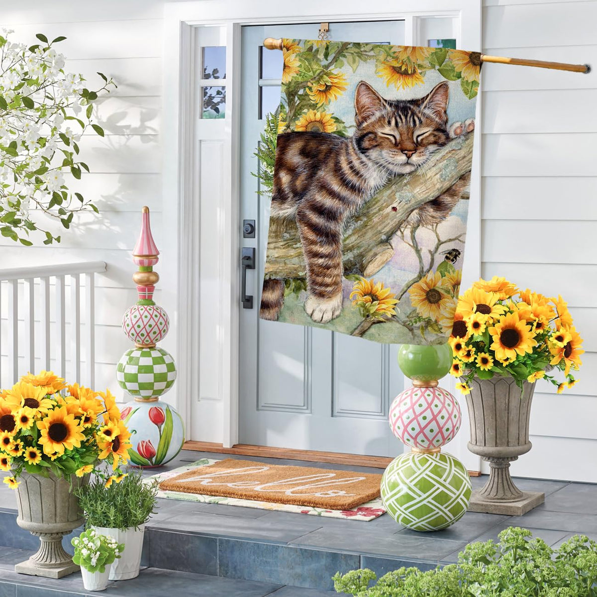 BLKWHT double-sided sunflower flag shows vivid print from both sides.