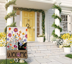 BLKWHT Weather-resistant burlap flag for outdoor weather and fade resistance