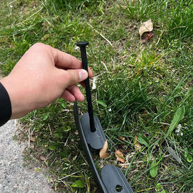 BLLREMIPSUR securing pegs included for stable edging installation