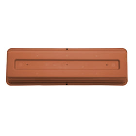 UV-protected Bloem Dura Cotta finish maintains color in outdoor light.