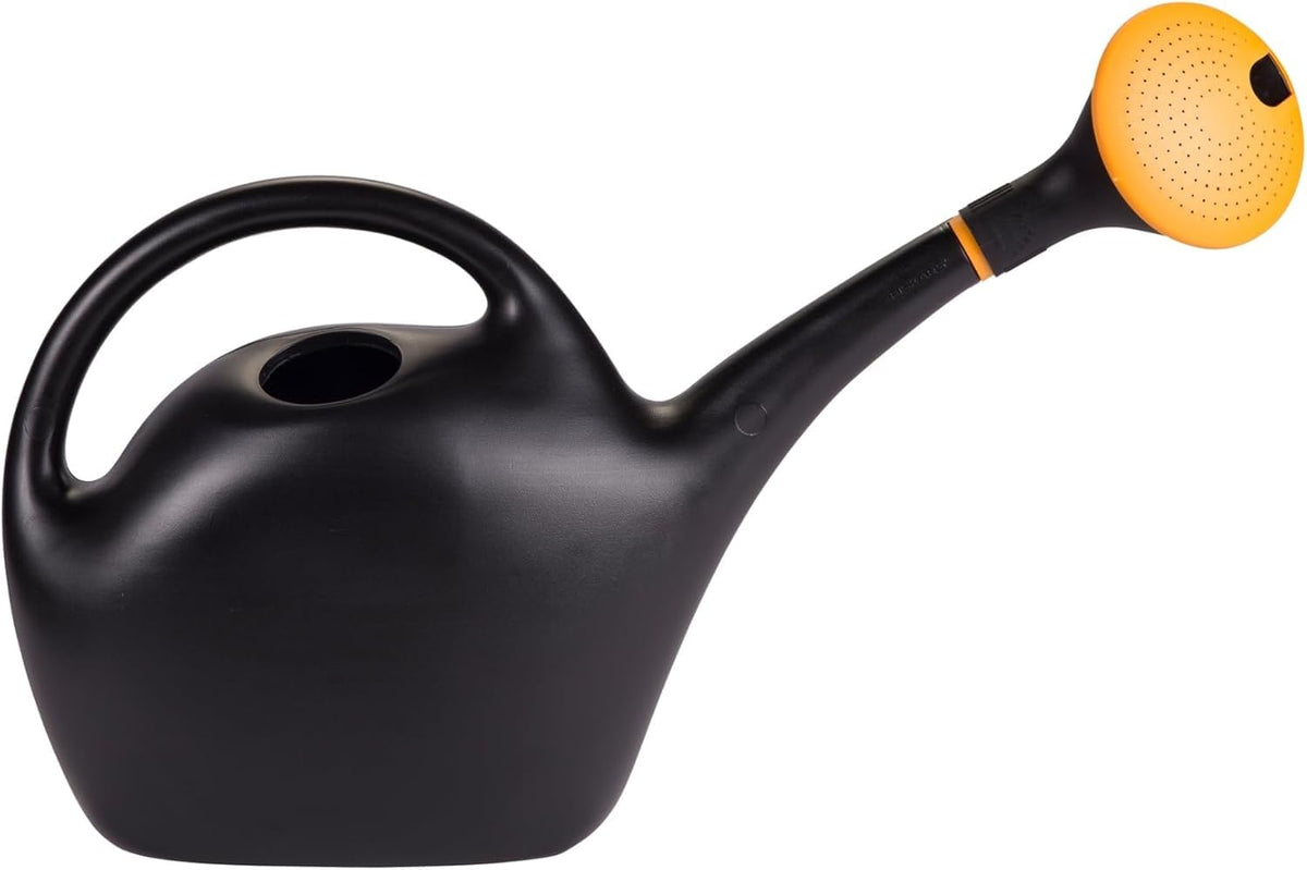 Made in the USA Bloem Easy Pour watering can designed for gardeners.
