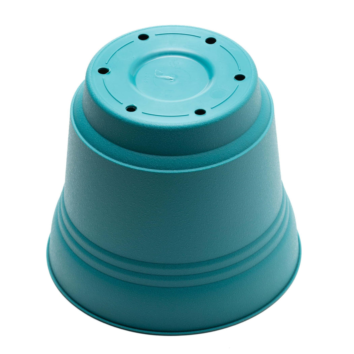 Matte finish on Bloem Saturn planter resists scratches and fingerprints.