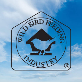 Blue Seal Neat Feast 20-pound bag for long-term bird feeding supply.