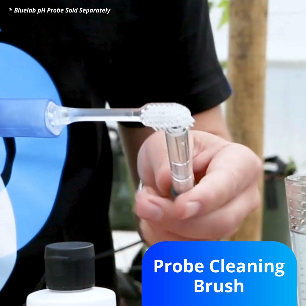 Bluelab CAREKITPH in-use kit for hydroponic cleaning and storage
