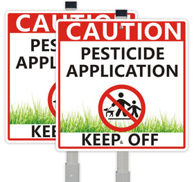Blynaqu pesticide warning sign with grass graphic for outdoor safety and clear boundary indication.