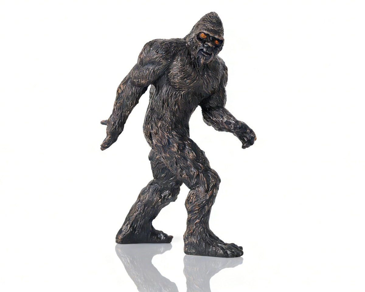 BOIHEGU Bigfoot statue in 5-inch size for tabletop display and conversation starter