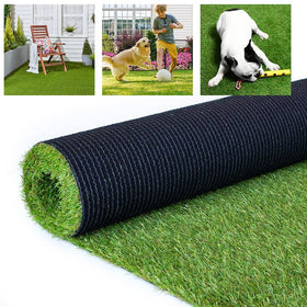 Boshuele indoor-outdoor turf suits patios, balconies, and dog areas