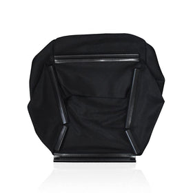 Braveboy grass bag HRR216K8 fit, showing secure attachment point.
