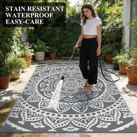 Bsmathom lightweight rug for quick setup and storage.