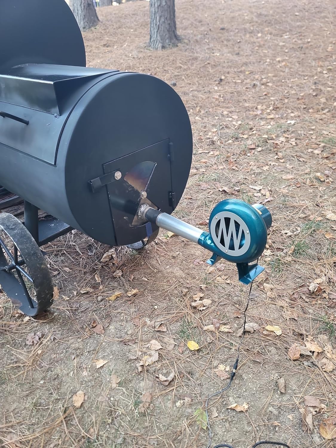 BSTJXDZ dual BBQ blower speed-control dial achieving precise temp control