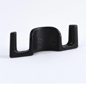 BudTrainer BudClips demonstrate stem bending for a wider, healthier canopy.