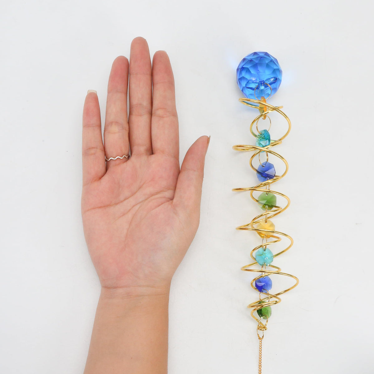 BuleVina gold-wire sun catcher decor highlights elegant shimmer in sunny days.