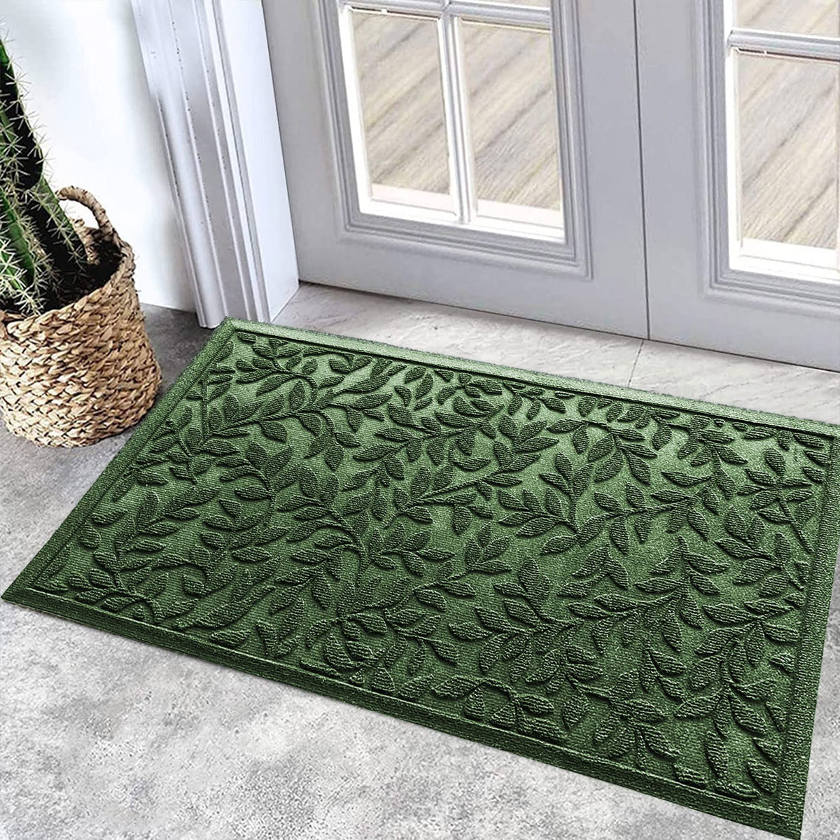 Bulijojo sturdy front entrance doormat; robust surface for high-traffic entryways.