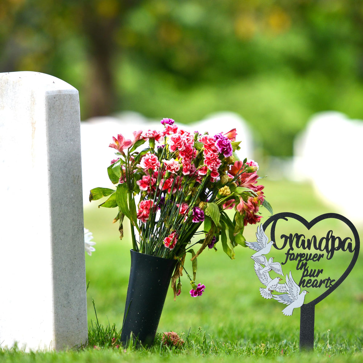 BUoonyer outdoor sympathy plaque enhances memorial spaces with meaning