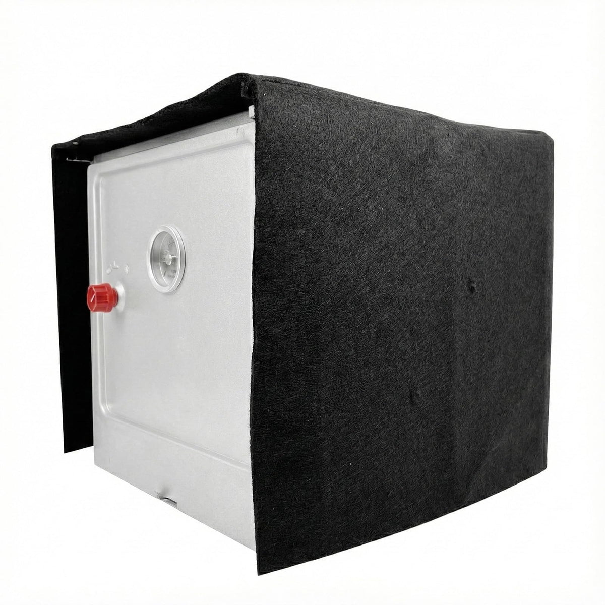 Buraku camping oven cover with heat-resistant blanket for improved heat retention during cooking.