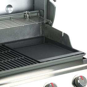 Burly Grill 7566 withstands up to 500°F for high-heat grilling.