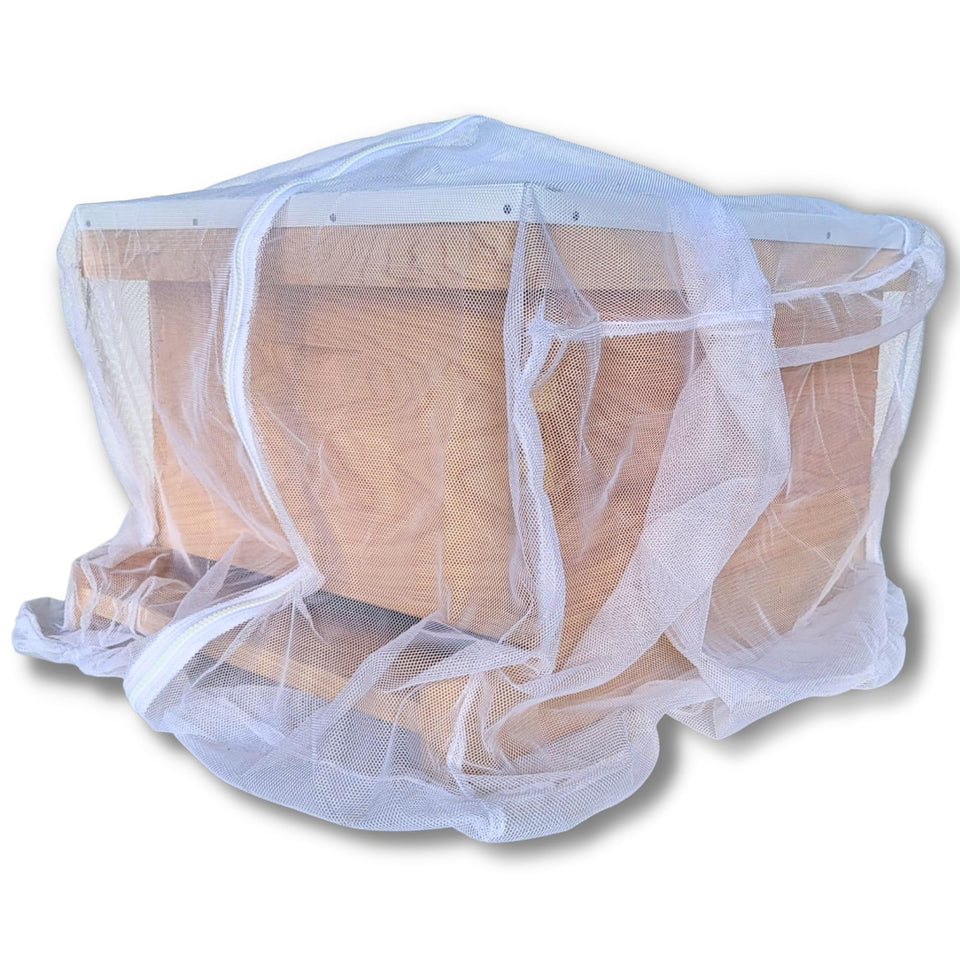 Buzz Bag mesh bag for bees during setup and safe transport.