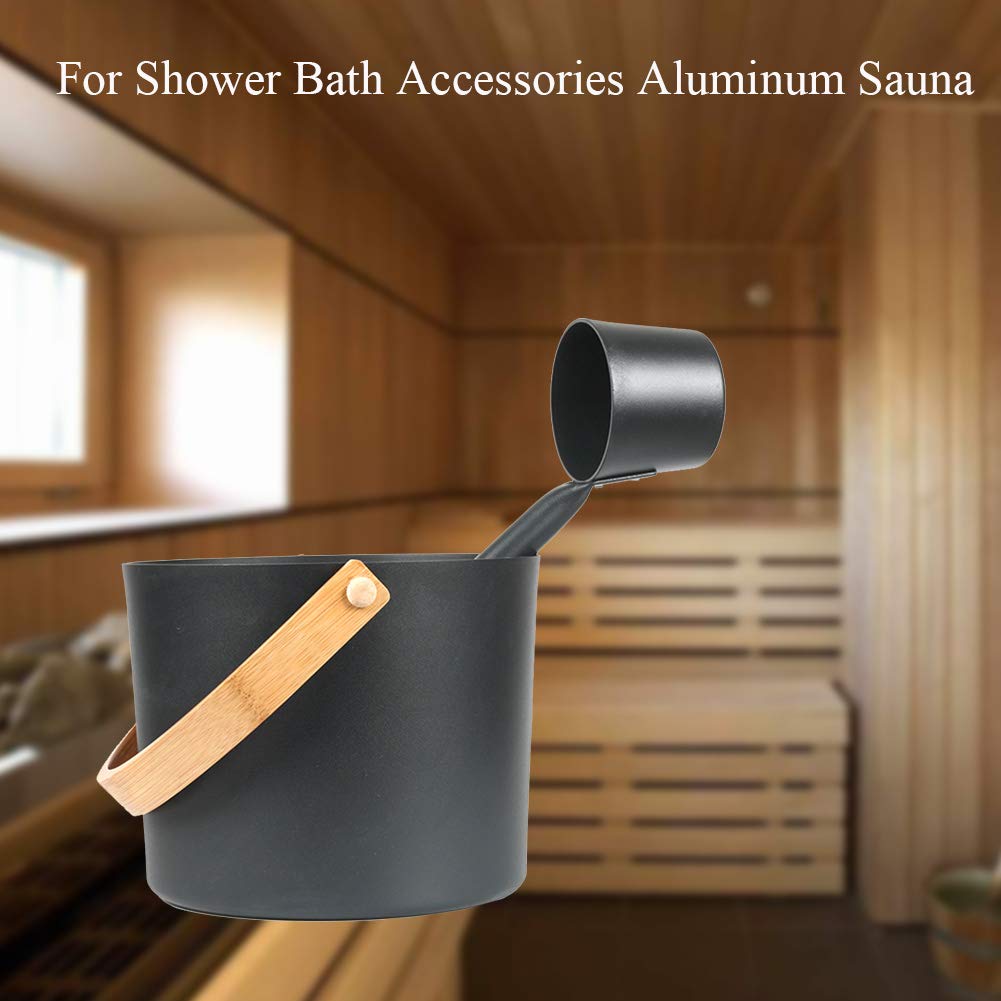 BWWNBY wooden-handled sauna ladle for easy water pouring during spa sessions.