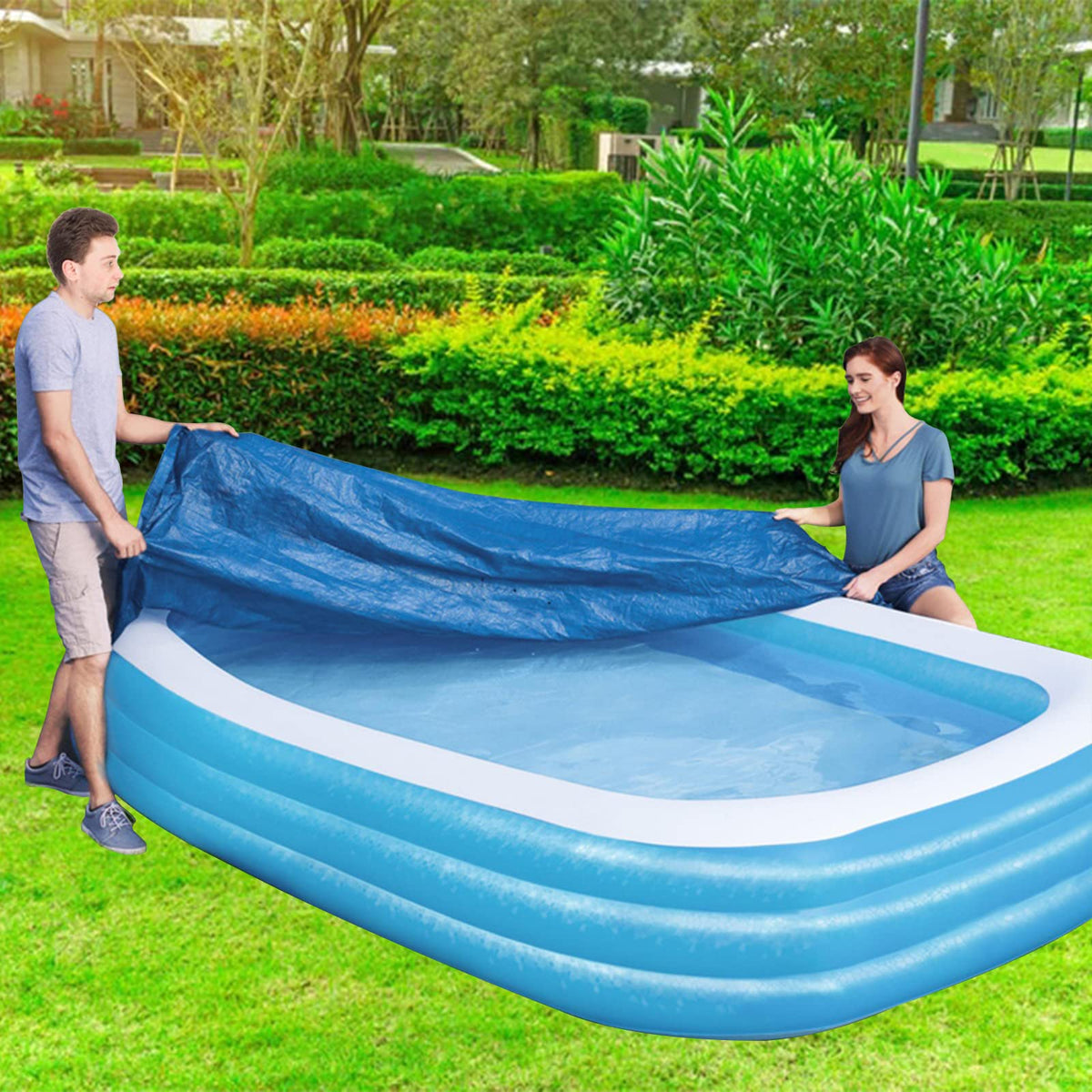 BXXLOOKG pool cover at night protecting from leaves and insects.