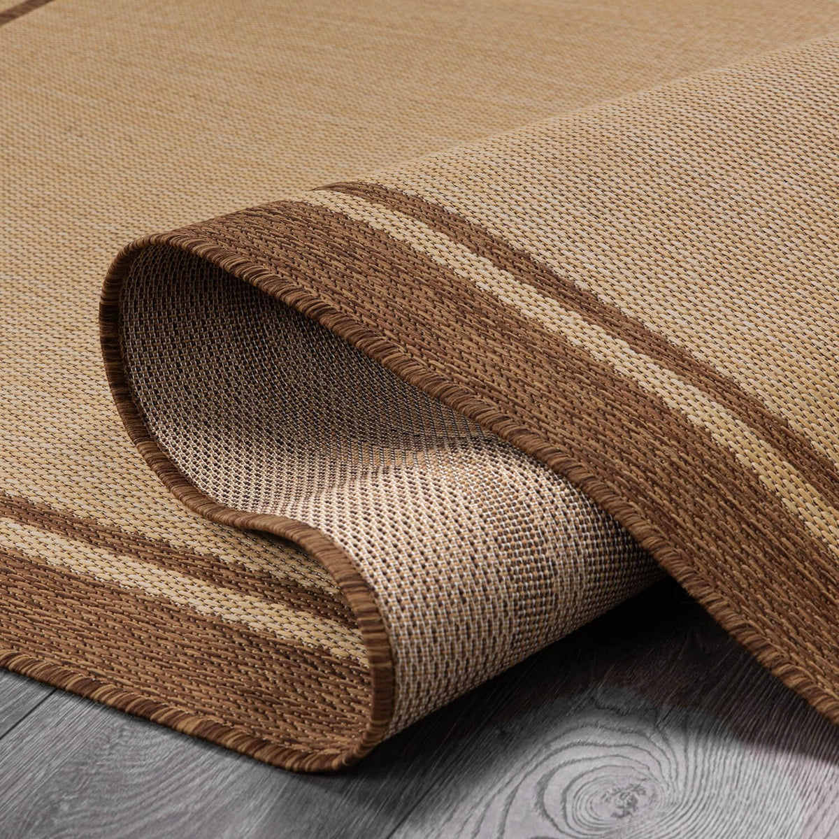 CAMILSON Turkish craftsmanship reflected in every weave.