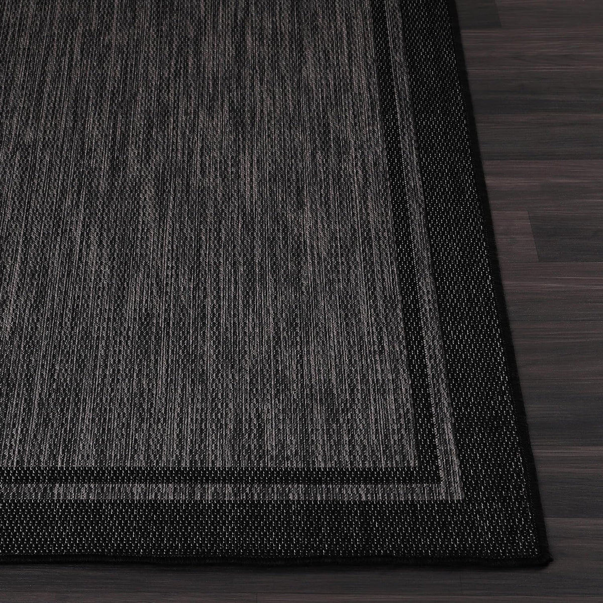 CAMILSON polypropylene-9x12 dust-release rug, minimizes dirt buildup.