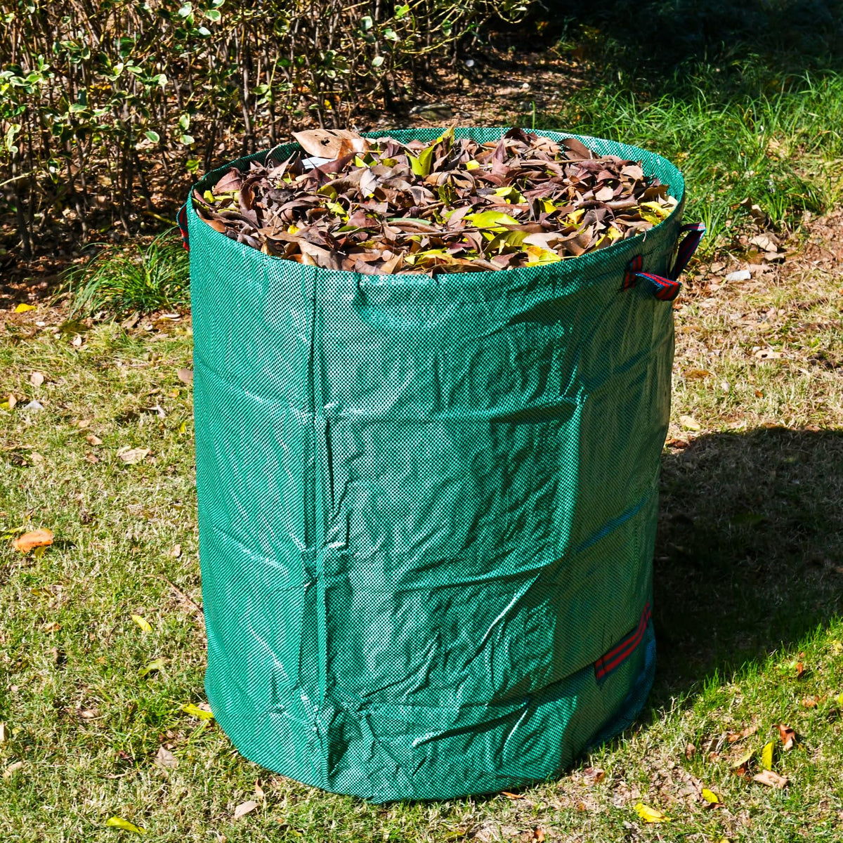Campfire reusable garden bags fold flat for neat storage when not in use.