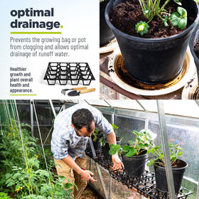 Cannrise Plant Riser stays clean, lifting pots off surfaces to prevent stains
