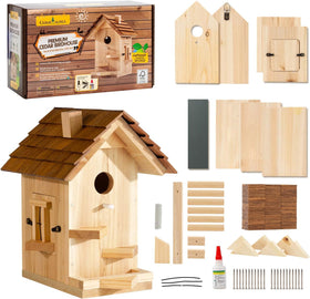 CEDAR ALPHA ideal gift for bird lovers and garden spaces.