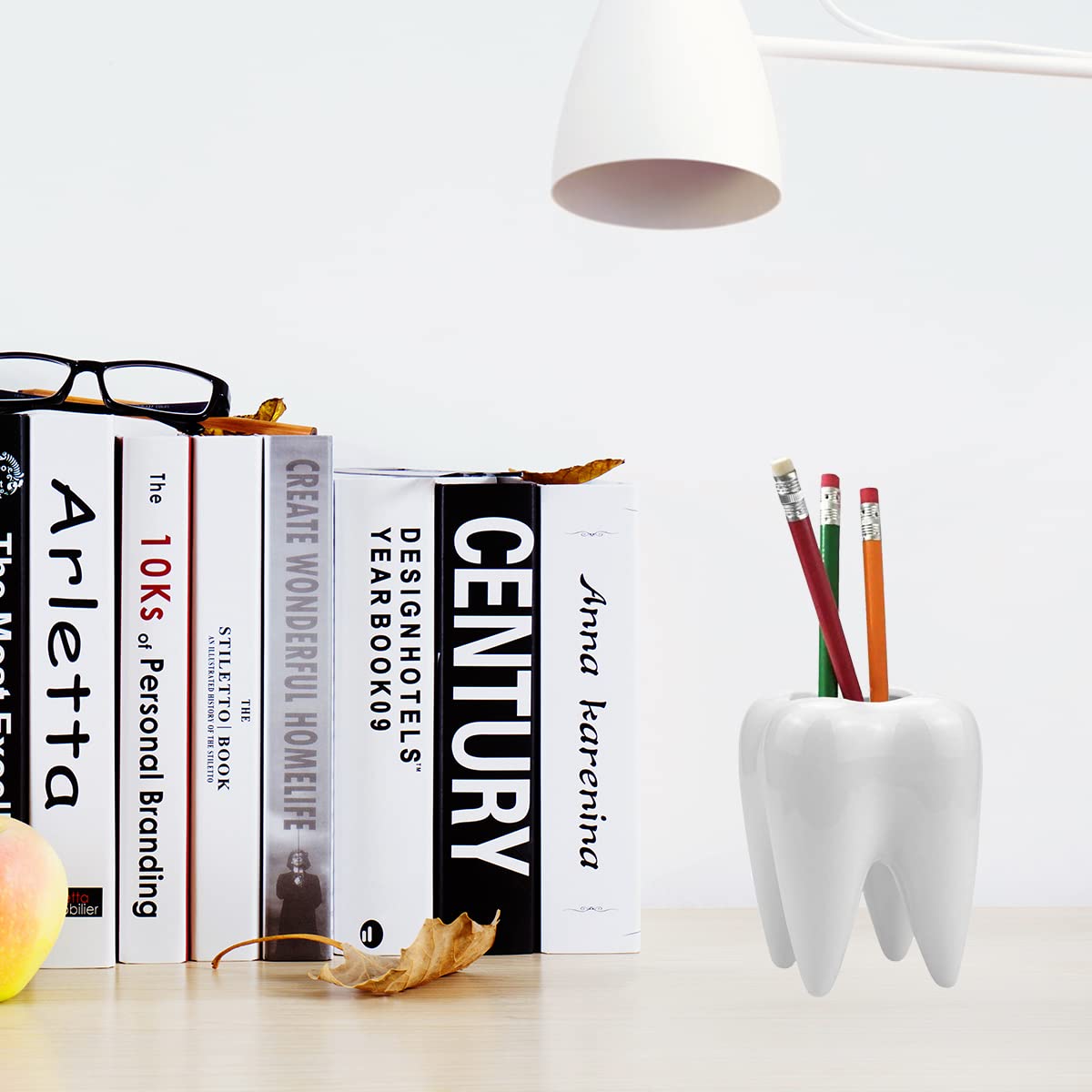 Ceonam teeth-shaped planter as a thoughtful gift idea for plant lovers.