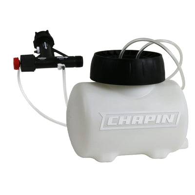 Chapin HydroFeed 2-gallon tank opening for easy filling and quick setup.