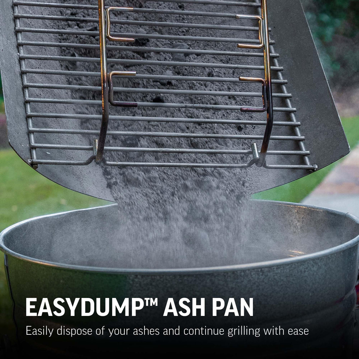 Char-Griller Patio Pro side damper enables precise airflow for even cooking.