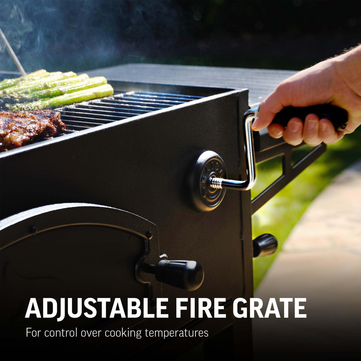 Durable steel construction of Char-Griller Traditional grill