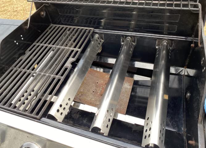Charbrofire heat tent in use supports even cooking on Char-broil.