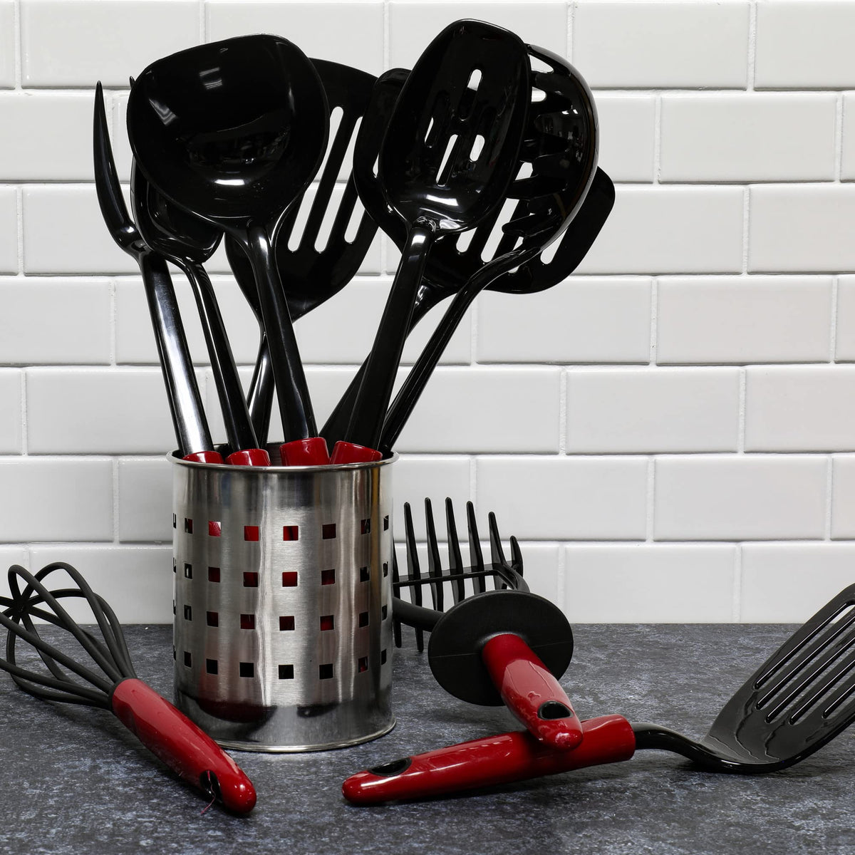Compact Chef Craft nylon short turner designed for nonstick pans.