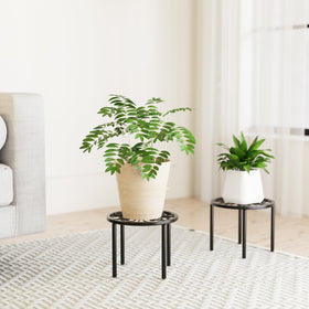 Chinpakden plant stand showing sturdy metal construction for lasting support