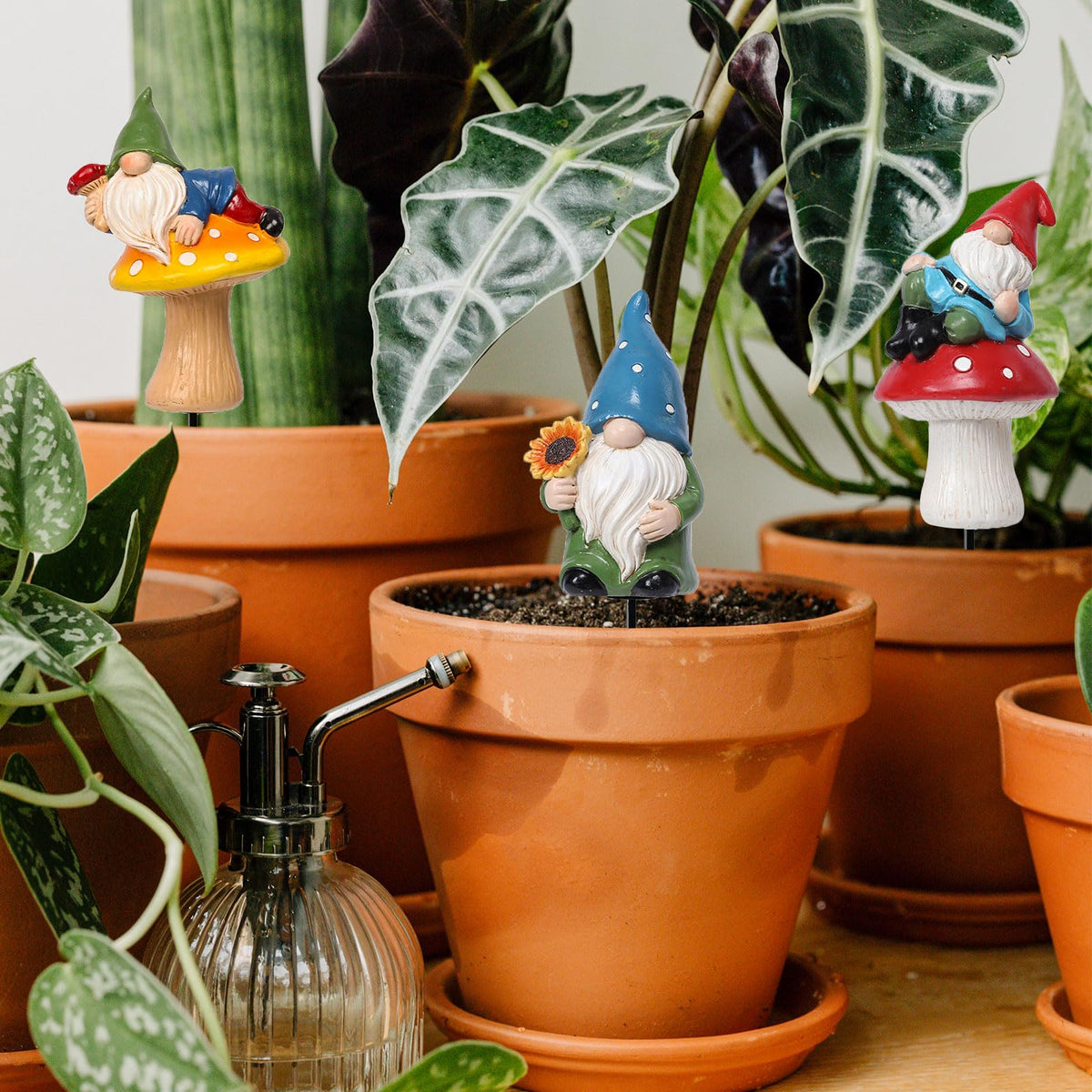 Chonsun colorful garden gnomes suit porches, pots, and entryways.